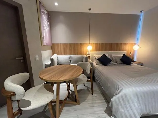 Coral Studio New Private Comfy Quito Apartman